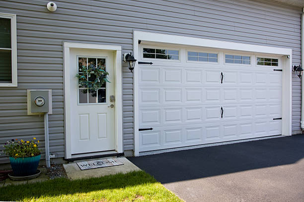 24/7 Emergency Garage Door Panel Replacement experts in Sea Ranch, CA